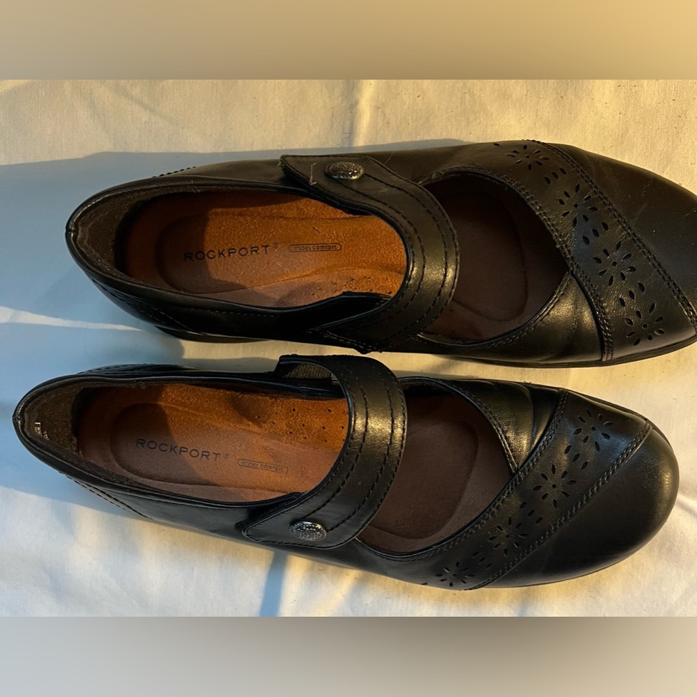 Rockport woman’s Daisy Mary Jane’s.